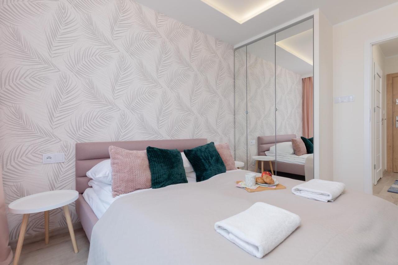 Apartamenty Perlowa Przystan By Noclegi Renters Kołobrzeg Kültér fotó